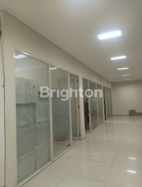 image GUDANG + OFFICE ARCADIA DAAN MOGOT AKSES KONTAINER 40FEET  LT 1116 LB 648 SHGB SIAP HUNI JAKARTA BARAT (3)