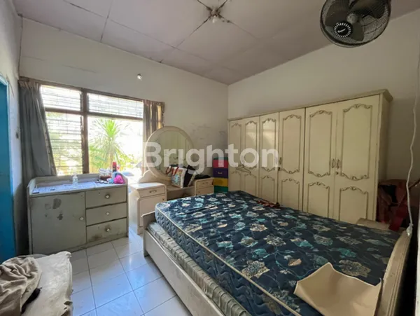 image RUMAH SUPER LUAS DI JEMURSARI – POTENSI BISNIS TINGGI! (3)