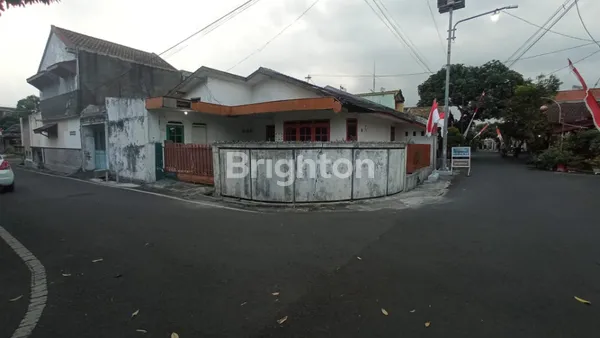 RUMAH SEWA DI TENGAH PUSAT KEHIDUPAN KOTA MALANG