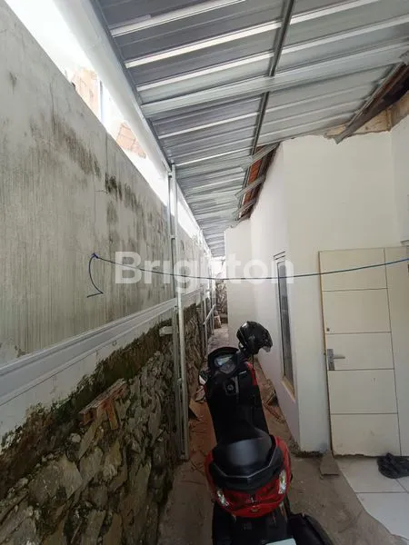 image 2 RUMAH DEMPET JADI SATU DI PERUMAHAN ARGYA MIJEN (7)