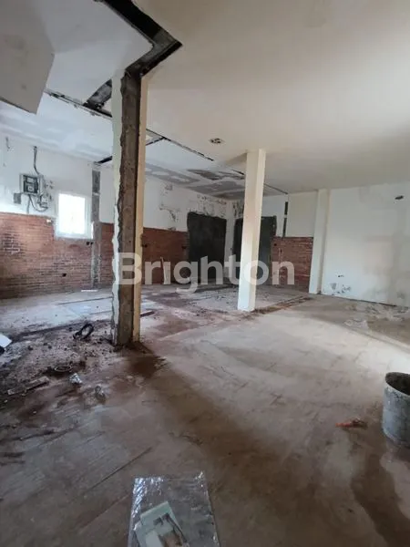 image RUKO KOMERSIAL PREMIUM 90M² DI PUSAT TURIS KUTA BALI (3)