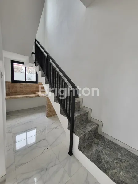 image SISA 1 UNIT,PERUM RUNGKUT JAYA DEKAT MERR, SEBELAH NIRWANA EKSKUTIF, ONE GATE, RUMAH BARU (3)