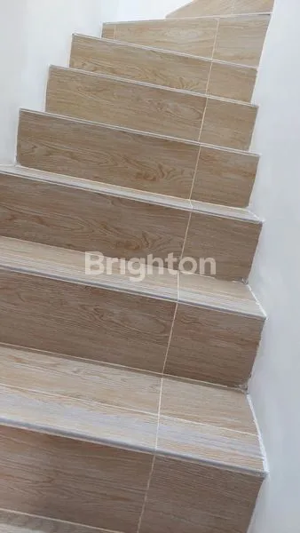 image DISEWAKAN RUMAH CENDANA ICON - LIPPO KARAWACI TANGERANG (5)