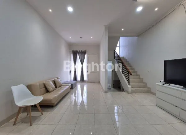 image RUMAH 2 LANTAI CLUSTER CANARY GADING SERPONG (3)