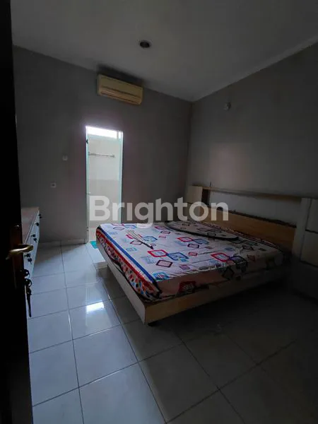 image RUMAH MURAH MEWAH 3 LANTAI DI TAMAN RATU (6)