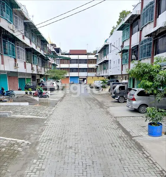 image DIJUAL RUKO INTI KOTA - DALAM KOMPLEK - ROW KOMPEK SANGAT LEBAR ( BISA MASUK TRUCK ) - HARGA BAGUS !! (1)