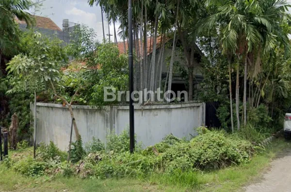 image RUMAH SECOND JEMURSARI, HOOK, SELANGKAH JALAN RAYA, DEKAT PERKANTORAN DAN PUSAT PERBELANJAAN (2)