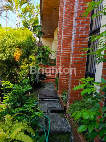 image TURUN HARGA DARI 2,75 M TURUN JADI 2,4 M...AYO BURUAN DIBELI....RUMAH 2 LT  CANTIK, MENARIK, INDAH, BEBAS BANJIR UNTUK KELUARGA BESAR (4)