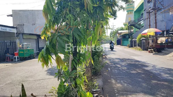 image TOKO DAN KOST AKTIF DI RAYA SEMOLOWARU DEKAT UNTAG ITATS (2)