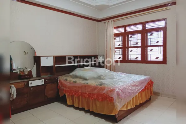 image RUMAH DEKAT MALL 21/5 TINGKAT SIAP HUNI DI JLN. DAGAN (6)