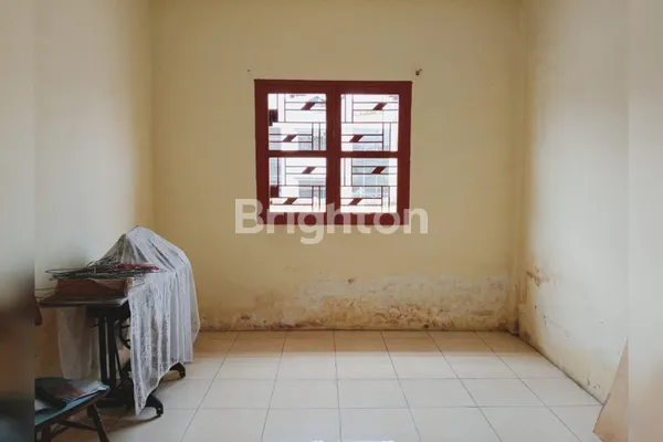 image RUMAH DEKAT MALL 21/5 TINGKAT SIAP HUNI DI JLN. DAGAN (8)