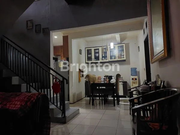 image RUMAH BAGUS SIAP HUNI DI BINTARO (2)