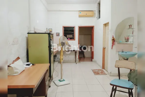 image RUMAH DEKAT MALL 21/5 TINGKAT SIAP HUNI DI JLN. DAGAN (4)