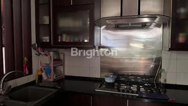 image HUNIAN CANTIK 2 LANTAI SIAP HUNI DI NEO CATALONIA (8)