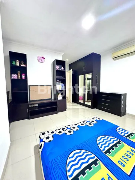 image HUNIAN CANTIK 2 LANTAI SIAP HUNI DI NEO CATALONIA (3)