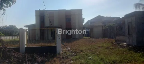 image DIJUAL TANAH DAN BANGUNAN DI TEPI JALAN (6)