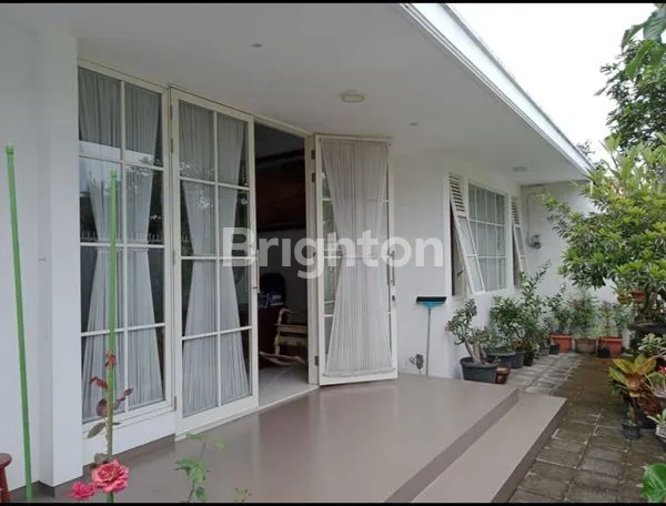 image RUMAH HOOK DI ARAYA, AREA TENGAH KOTA MALANG (5)