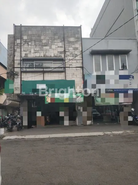 image RUKO PREMIUM 3 UNIT NYAMBUNG STRATEGIS DI MAYJEN SUNGKONO (3)