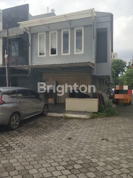 image RUKO PREMIUM 3 UNIT NYAMBUNG STRATEGIS DI MAYJEN SUNGKONO (5)