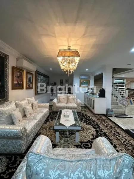 image RUMAH MEWAH DI JATI PADANG – HUNIAN IDAMAN UNTUK KELUARGA (3)