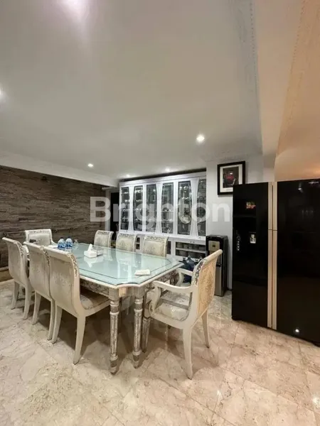 image RUMAH MEWAH DI JATI PADANG – HUNIAN IDAMAN UNTUK KELUARGA (6)