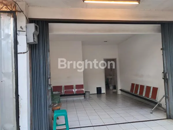 image JUAL RUMAH LOKASI PINGGIR JALAN RAYA RAWAMANGUN (2)