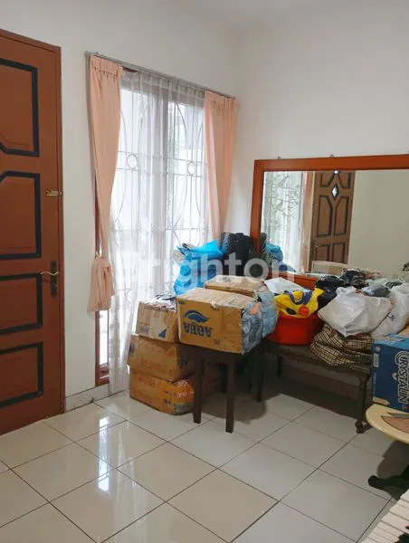 image RUMAH PERMATA BUANA SIAP HUNI KEMBANGAN JAKARTA BARAT (7)