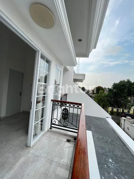 image RUMAH MEWAH SIAP HUNI DI JOGLO (8)