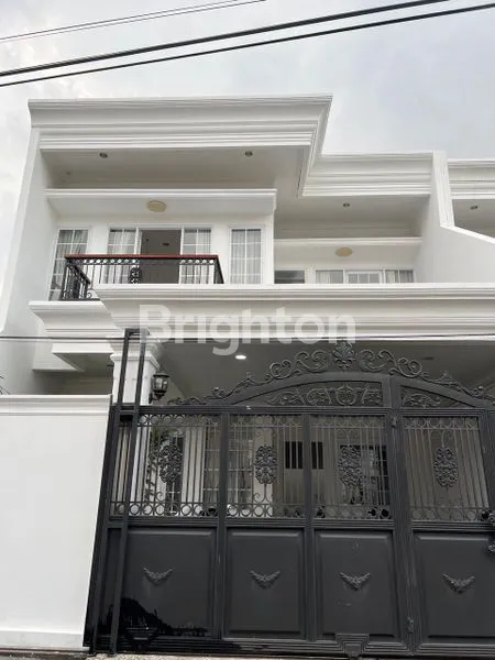 image RUMAH MEWAH SIAP HUNI DI JOGLO (1)