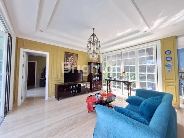 image VILLA MEWAH AMERICAN-CLASSIC DI SEMER, 5+2KT, 6KM, POOL (6)