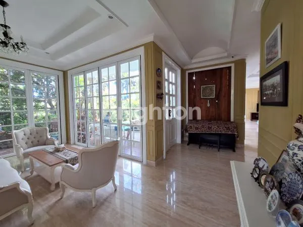 image VILLA MEWAH AMERICAN-CLASSIC DI SEMER, 5+2KT, 6KM, POOL (8)