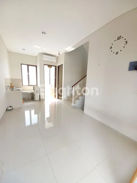image RUMAH 2 LANTAI DI CITRA SENTUL RAYA CLUSTER THAMES (2)