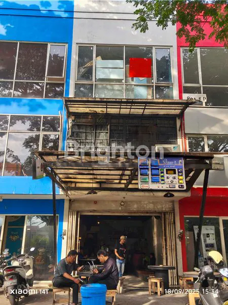 image [SHOPHOUSE FOR SALE] EXCLUSIVE 3-STORY RUKO REVEAL! INVEST IN SIDOARJO\'S PRIME LOCATION (1)