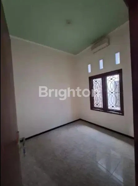 image DI JUAL CEPAT RUMAH SIAP HUNI DI GKB (5)