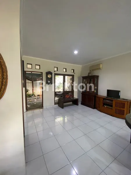 image RUMAH BABATAN PATAHANA LOKASI STRATEGIS ROW JALAN LEBAR (3)