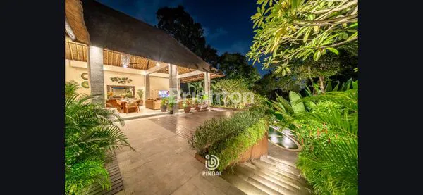 image VILLA EKSKLUSIF PRIVAT VIEW SUNGAI YANG MENENANGKAN DI BUWIT KAJA TABANAN (2)