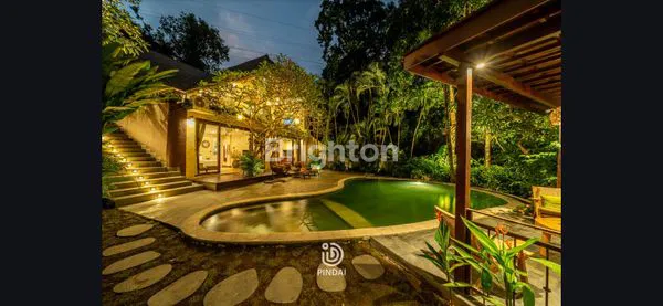 image VILLA EKSKLUSIF PRIVAT VIEW SUNGAI YANG MENENANGKAN DI BUWIT KAJA TABANAN (4)