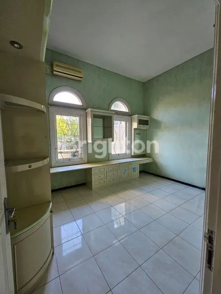 image RUMAH DI NIRWANA EKSEKUTIF  (5)