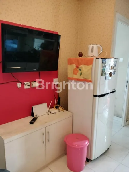 image APARTEMEN GREEN PRAMUKA TOWER PINO 2BR – LANTAI 27, HADAP KOLAM RENANG, FULL FURNISHED (3)