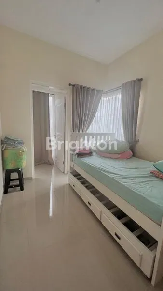 image RUMAH ELIT 2 LANTAI DI NGALIYAN, LT 120M² SHM, SEMI-FURNISHED (7)