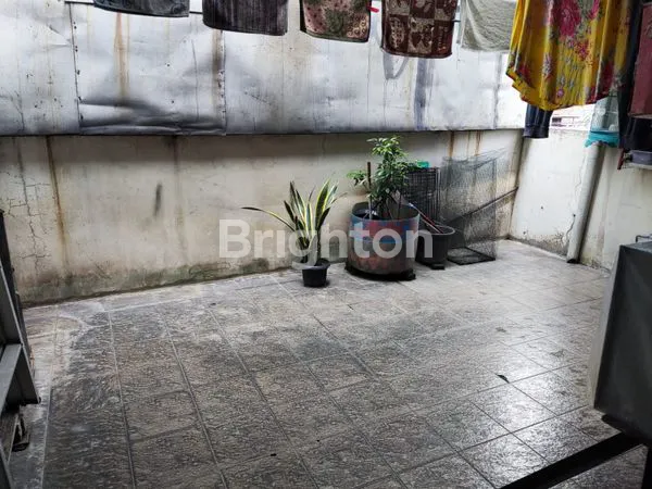 image RUKO 2 LANTAI JALAN RAYA PASAR MINGGU EX BENGKEL JAKARTA SELATAN (6)