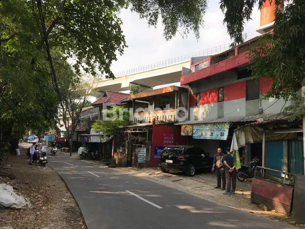 RUMAH KOST DIJUAL CIRACAS JAKARTA TIMUR – DEKAT TAMAN MINI & TERMINAL, KAMPUNG RAMBUTAN, 13 KAMAR TIDUR, LUAS 264M²