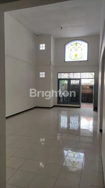 image DISEWAKAN RUMAH CLUSTER SIAP HUNI TANPA RENOVASI (2)