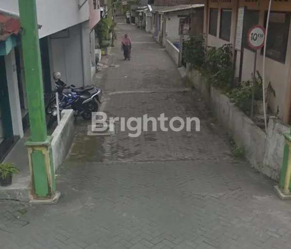 image KOST EKSKLUSIF 14 KAMAR FULL FURNISH DEKAT UGM JOGJA (3)