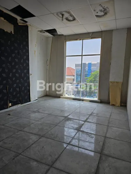 image RUKO 3 LANTAI STRATEGIS DI JALAN UTAMA SEMARANG (3)