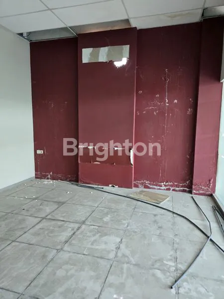 image RUKO 3 LANTAI STRATEGIS DI JALAN UTAMA SEMARANG (6)