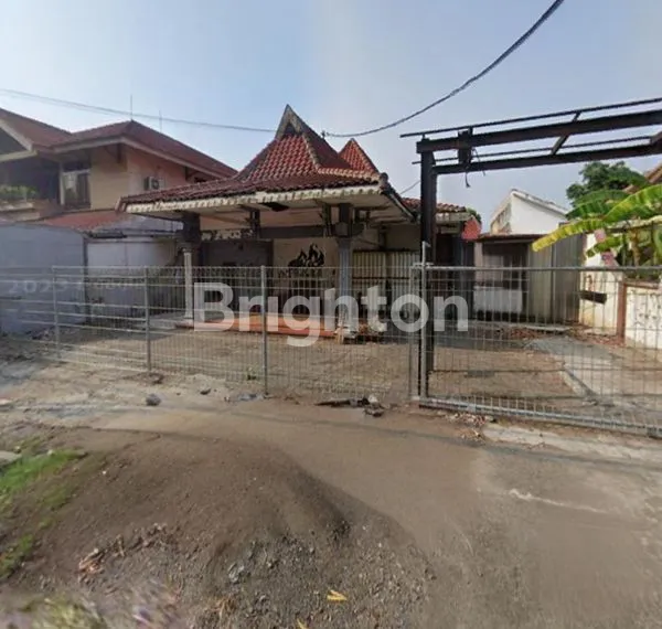 image RUANG USAHA/TANAH  SEBERANG STADION MANAHAN SOLO (2)