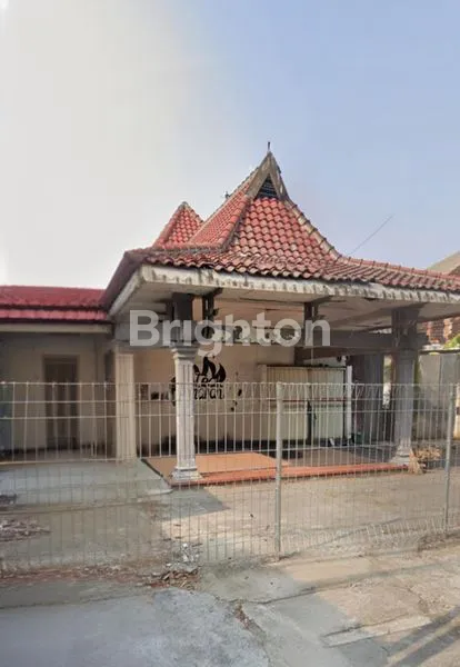 image RUANG USAHA/TANAH  SEBERANG STADION MANAHAN SOLO (1)