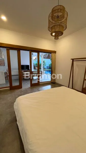 image VILLA DENGAN POOL DAN HALAMAN LUAS DI PADANG LINJONG CANGGU (7)