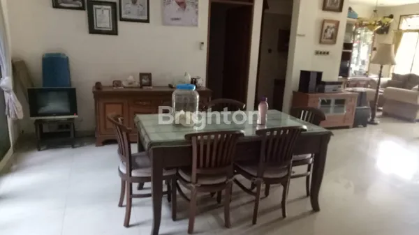 image RUMAH MEWAH 2 LANTAI DI KEMANG PRATAMA 2 BEKASI – SHM, 3,5 M (3)